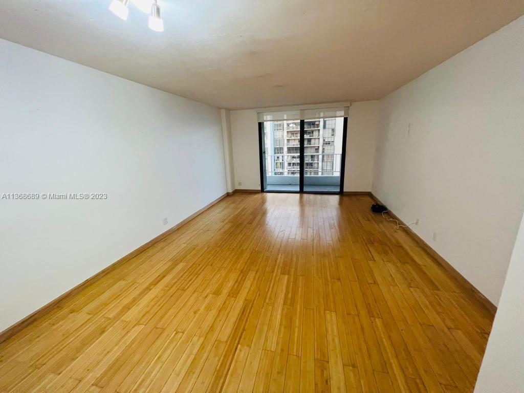 200 SE 15th Rd # 14H