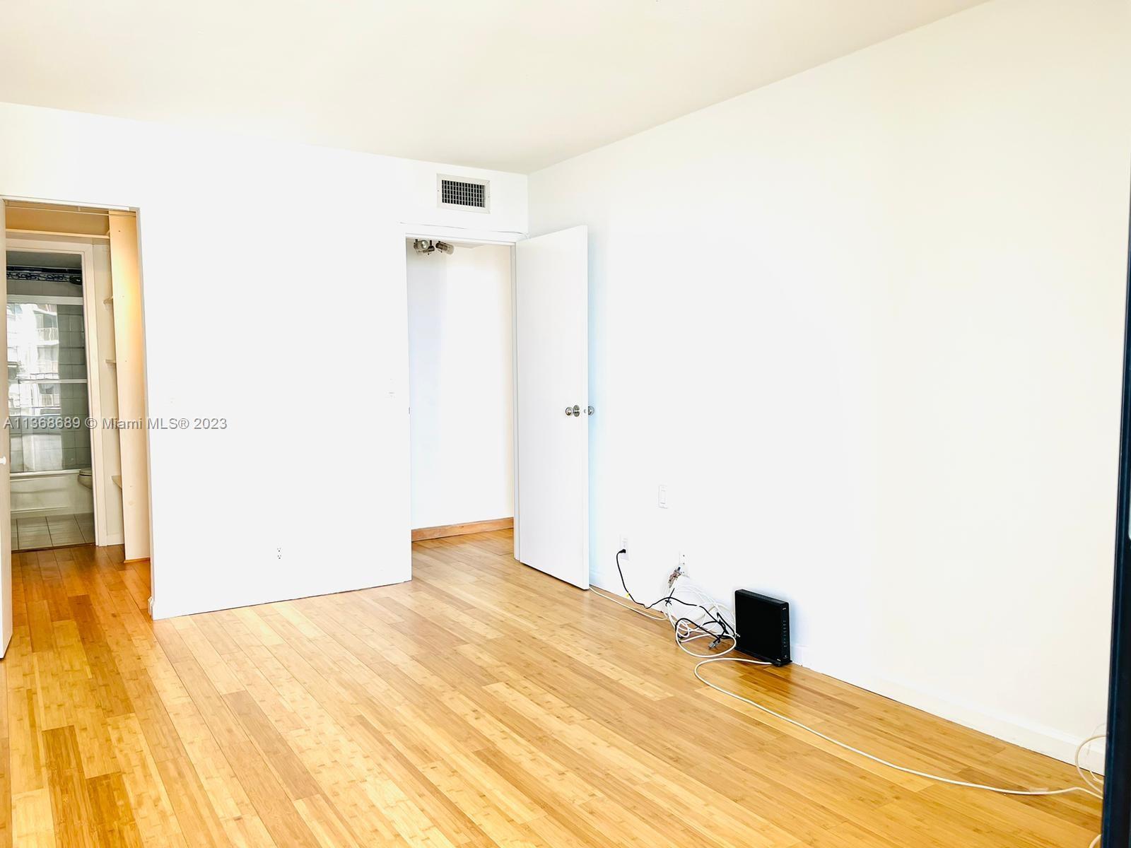 200 SE 15th Rd # 14H