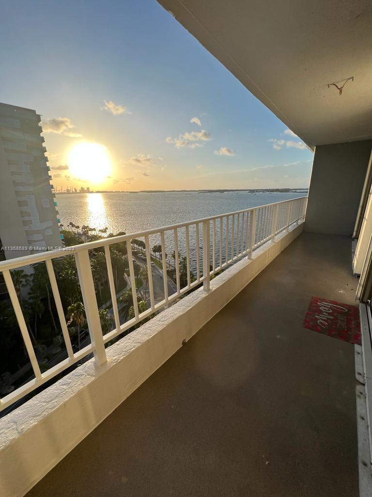 200 SE 15th Rd # 14H