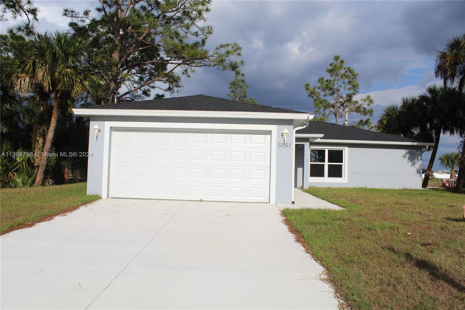 5051 NE Tradewinds Cir.