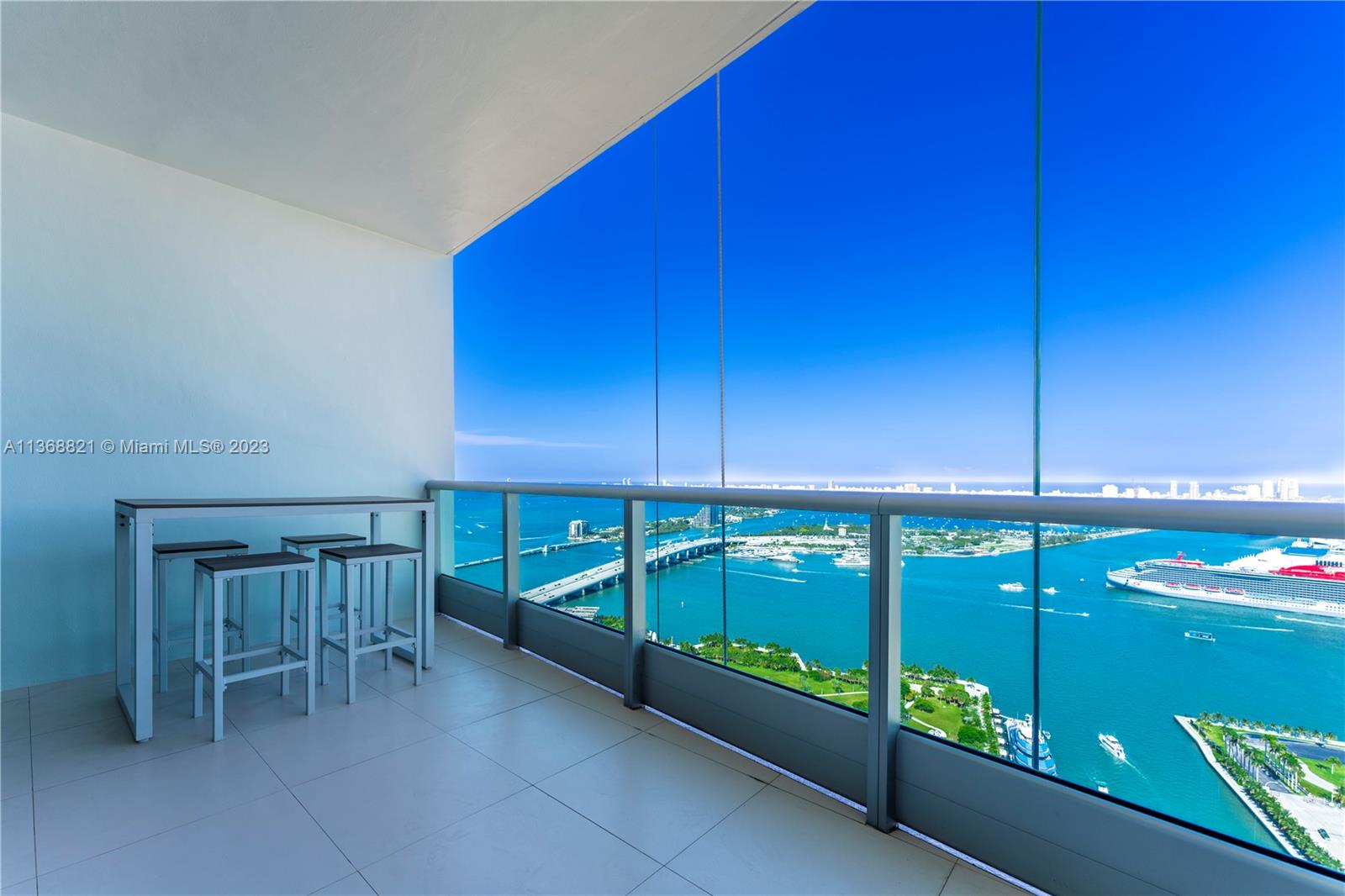 900 Biscayne Blvd # 5003