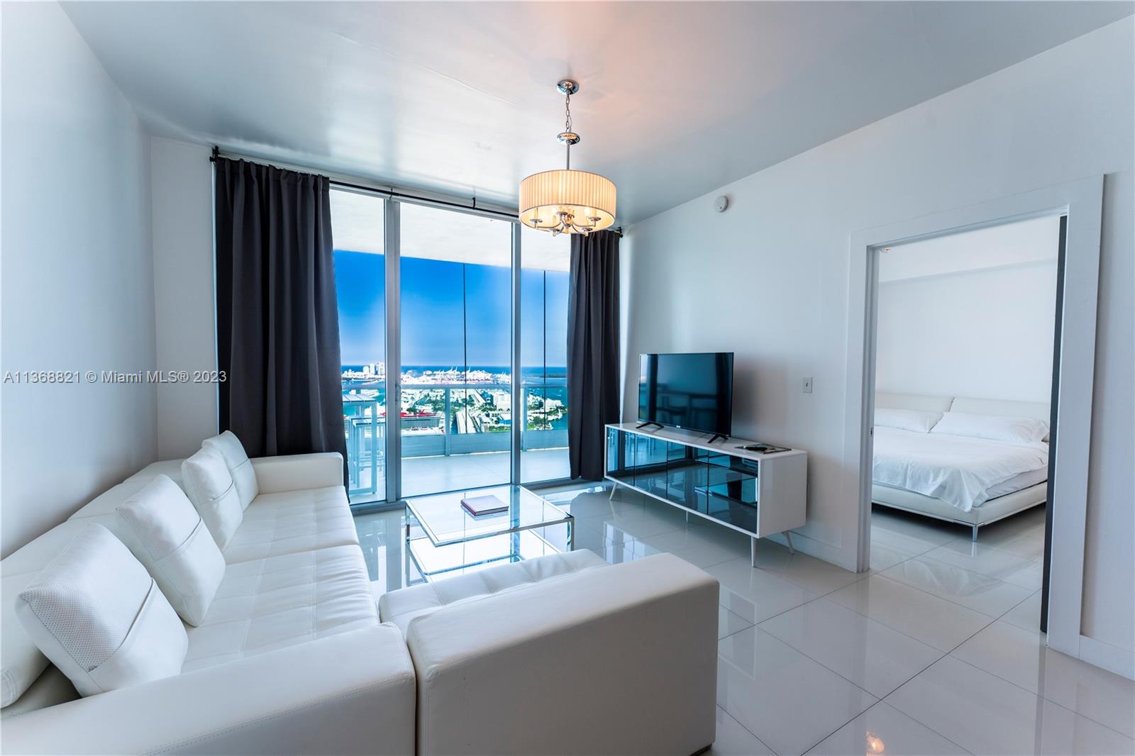 900 Biscayne Blvd # 5003