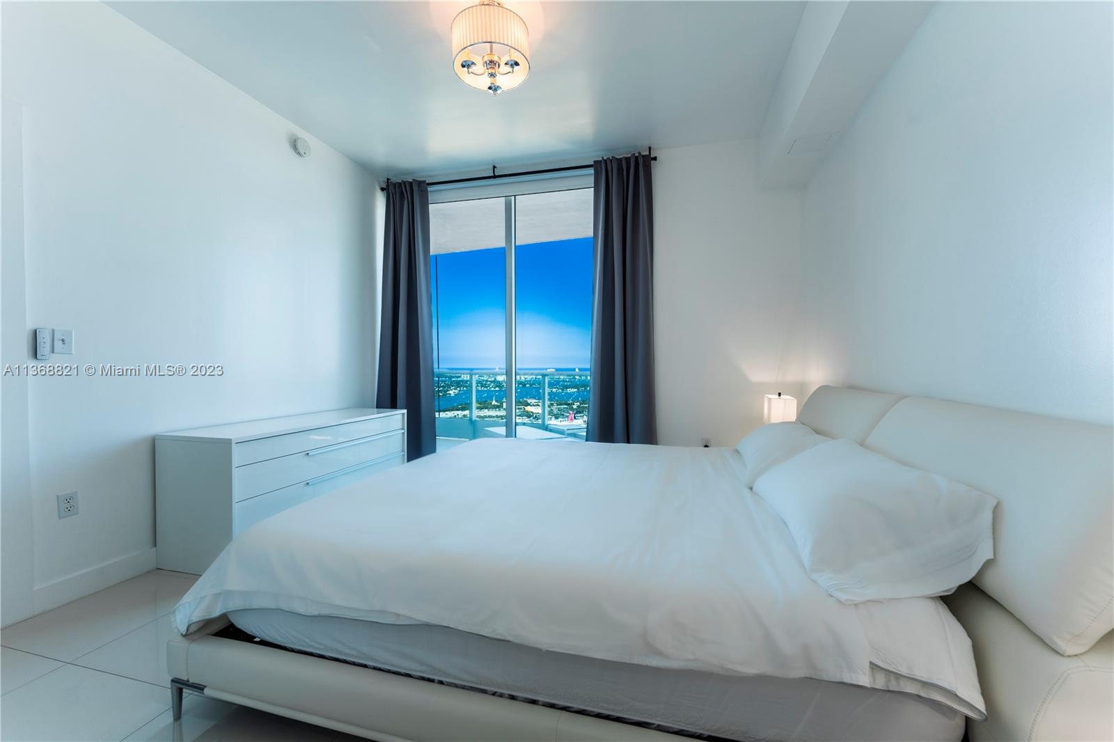 900 Biscayne Blvd # 5003