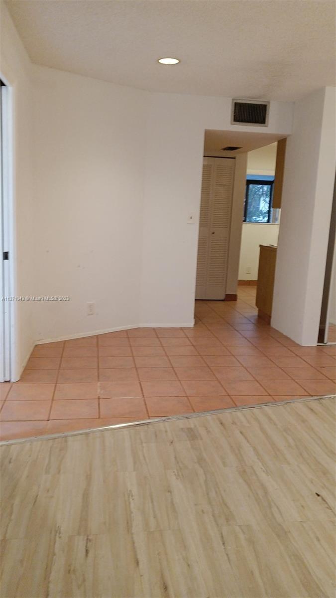 109 Gardens Dr # 201