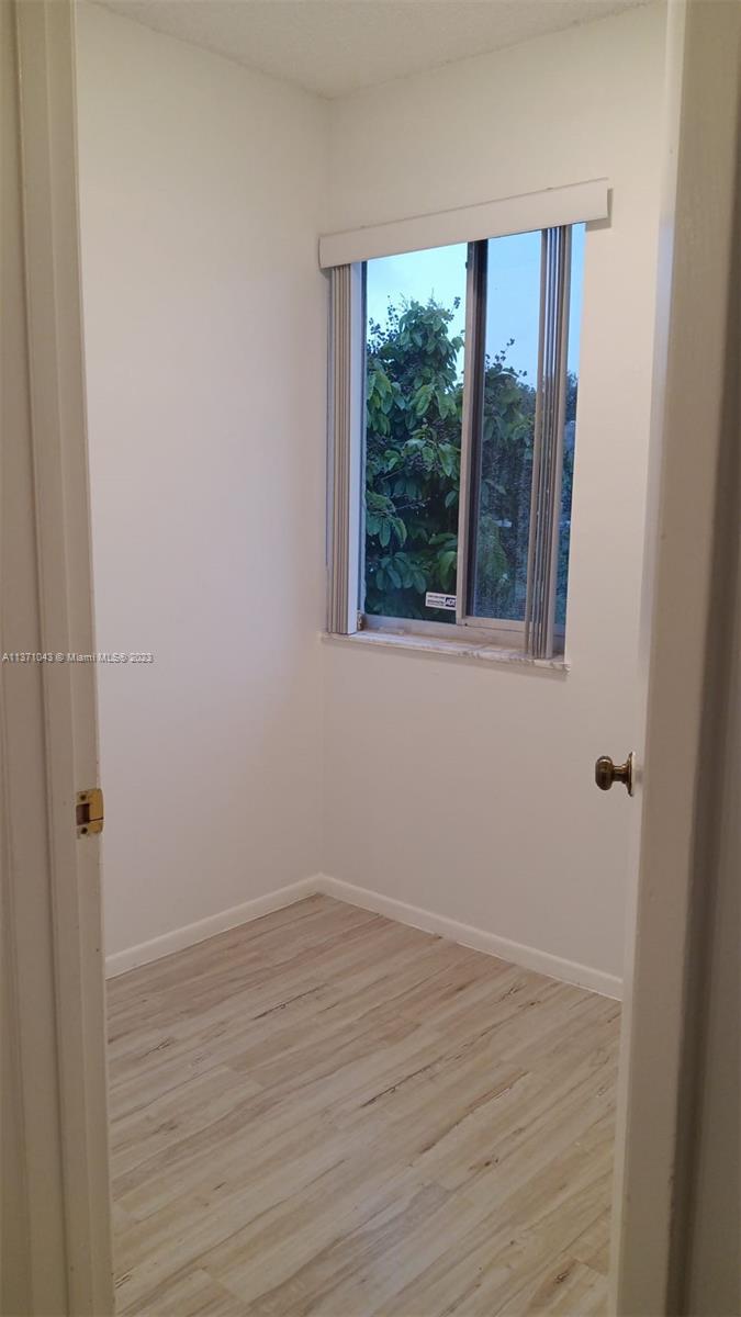 109 Gardens Dr # 201