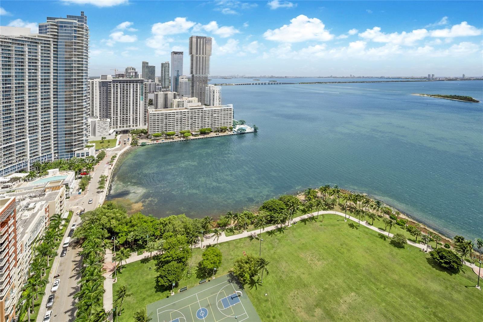 1900 N Bayshore Dr # 3204