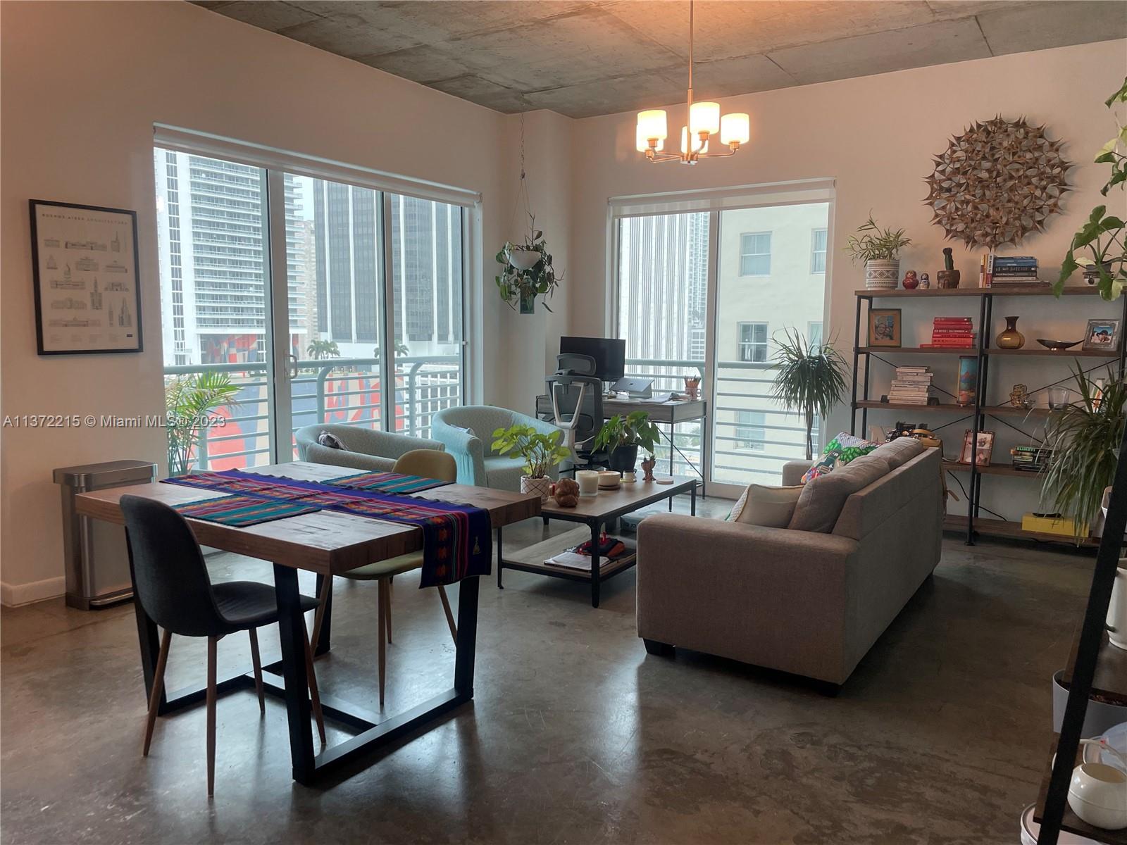 133 NE 2nd Ave # 1412