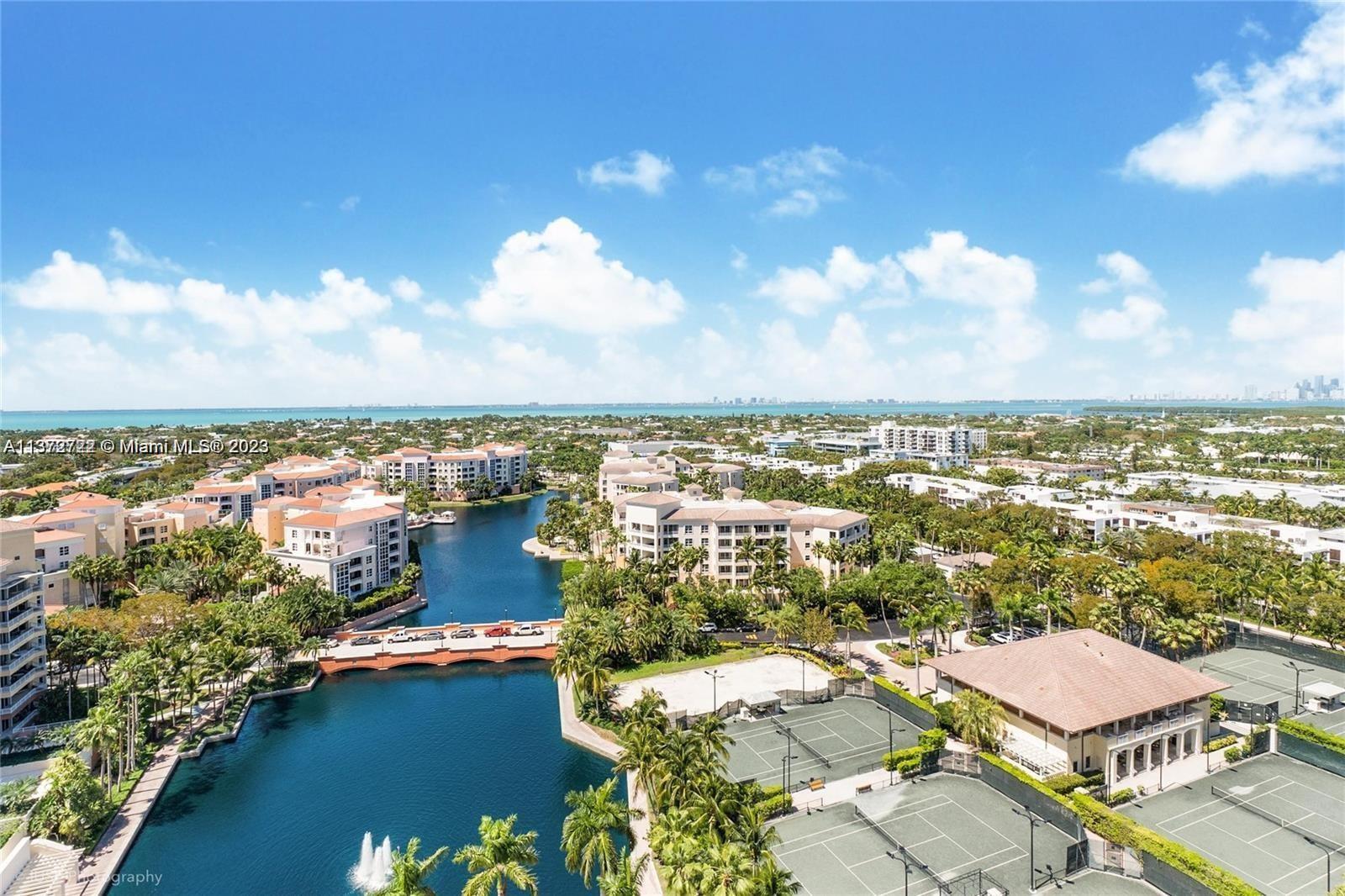 723 Crandon Blvd Unit: PH6