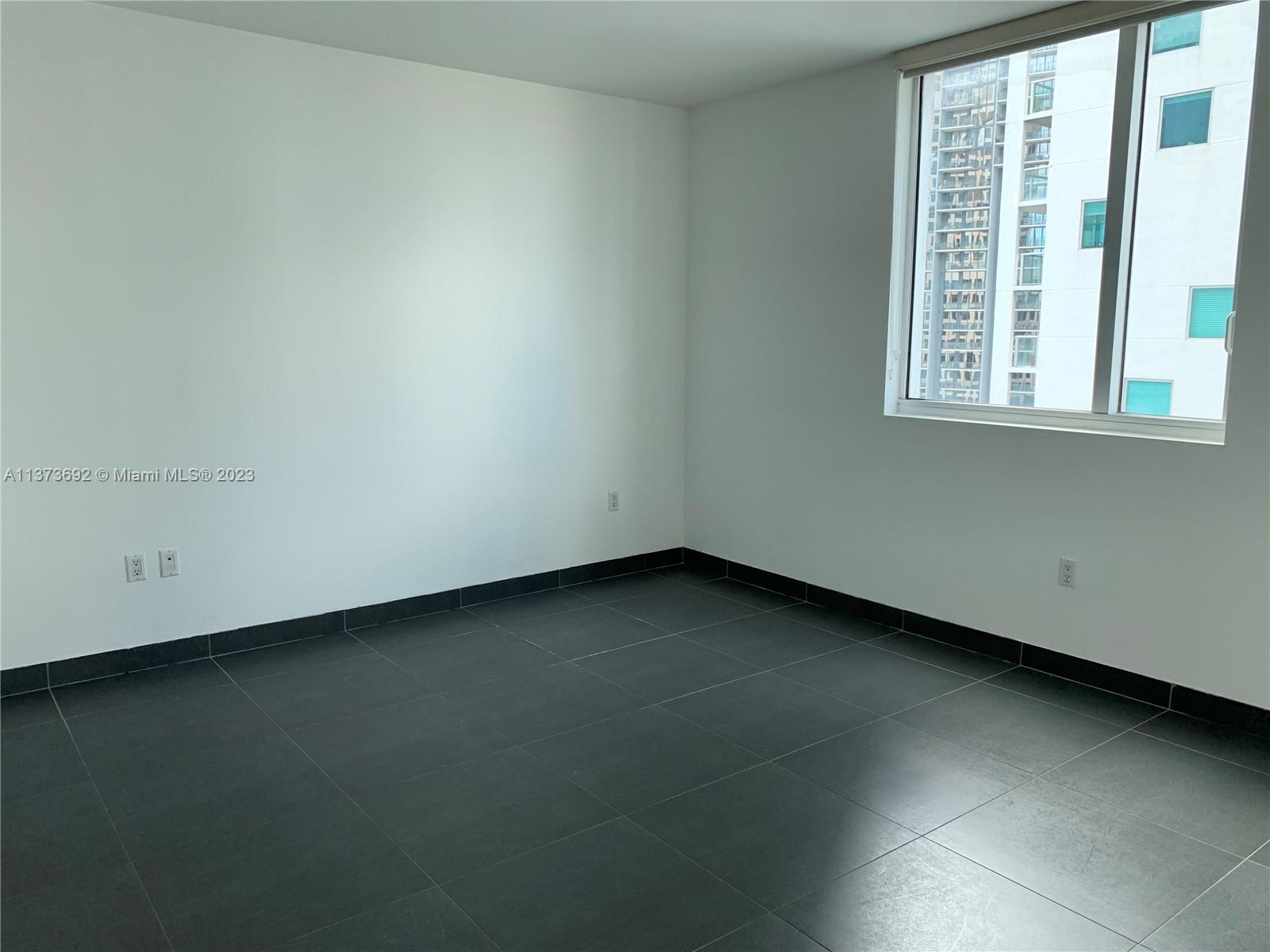 500 Brickell Ave # 3107