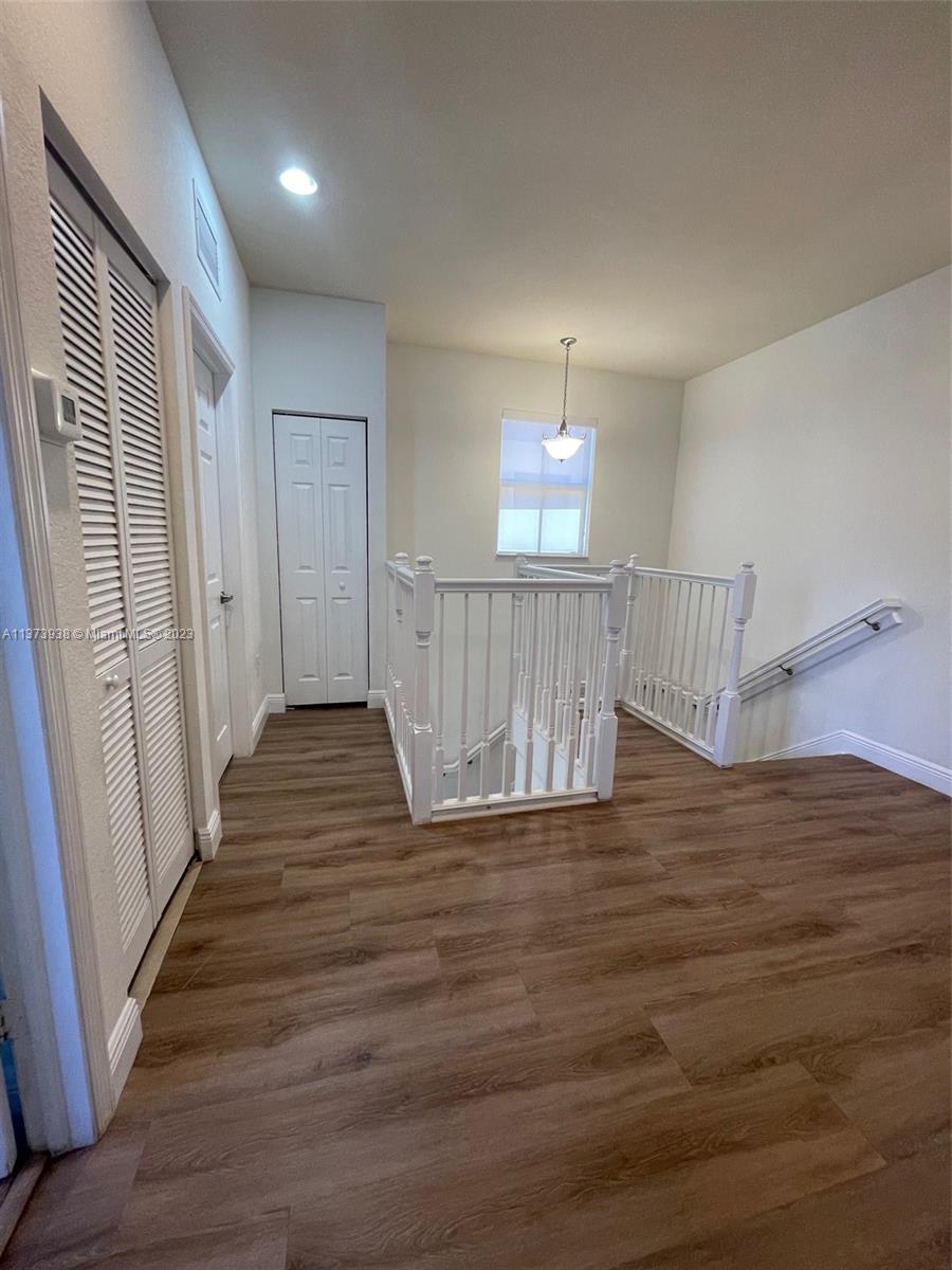 10072 NW 87th Ter