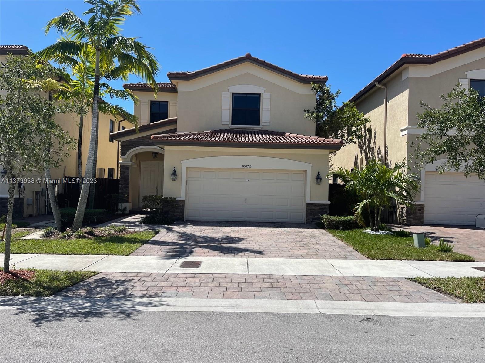 10072 NW 87th Ter