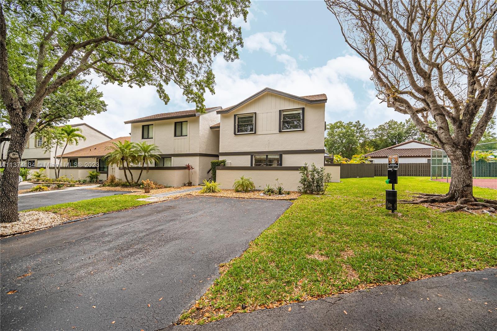 11818 SW 92nd Ter # 11818