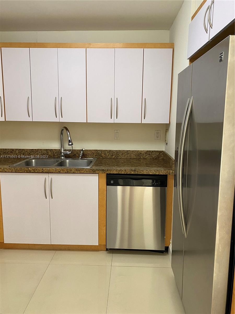 1450 Brickell Bay Dr # 311