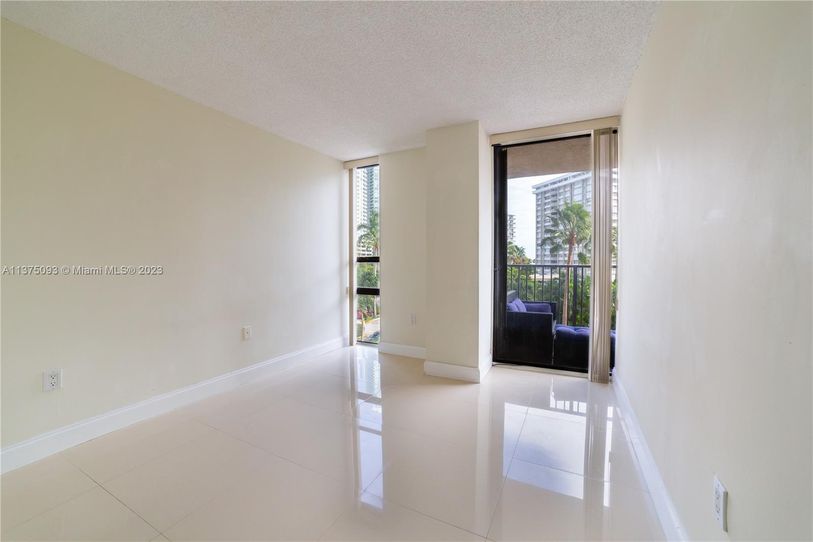 1450 Brickell Bay Dr # 311