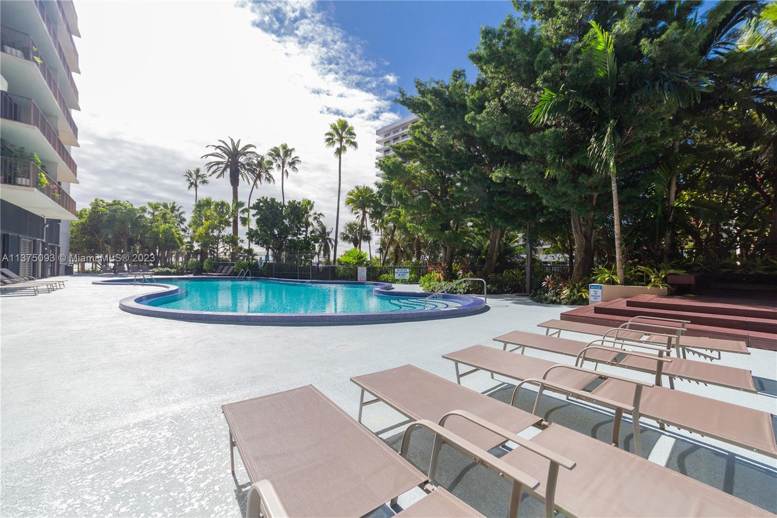 1450 Brickell Bay Dr # 311