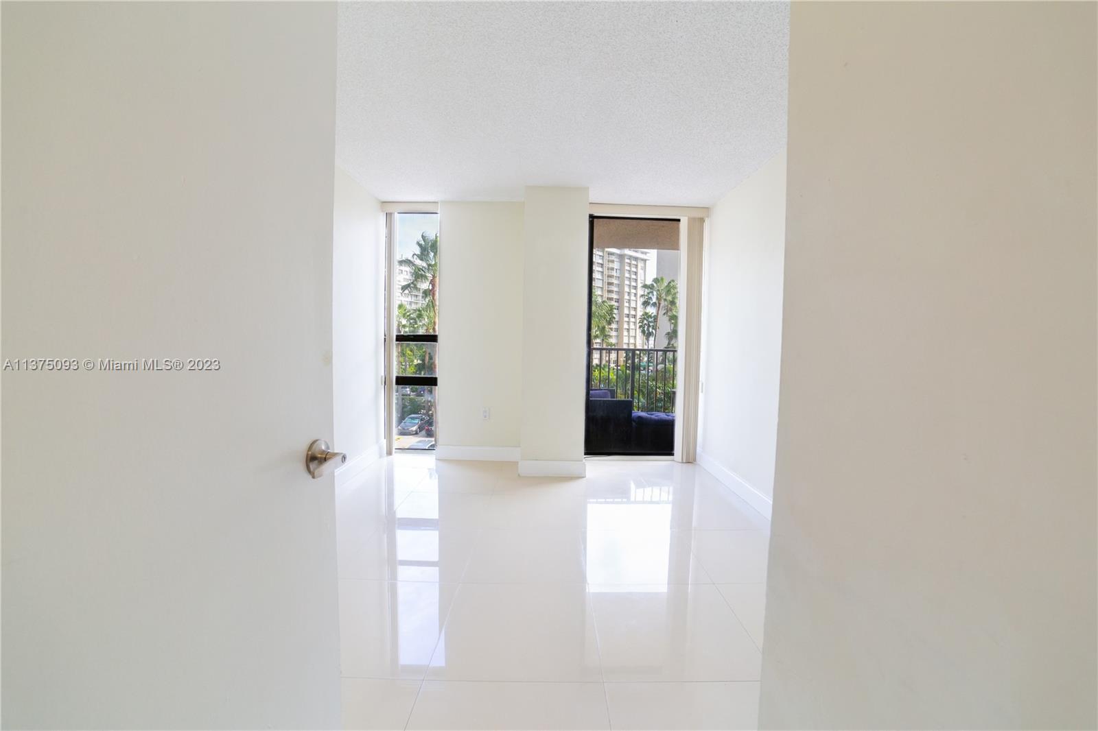 1450 Brickell Bay Dr # 311