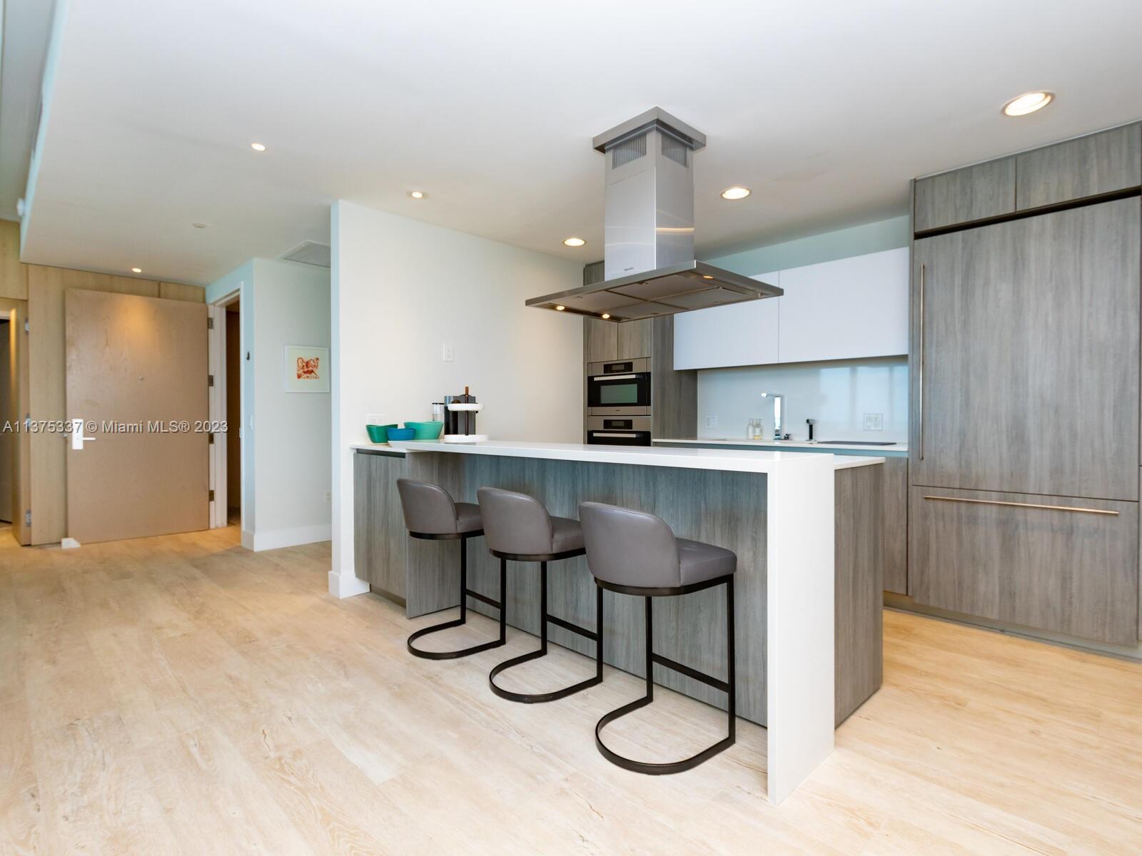 360 Ocean Dr # 304S