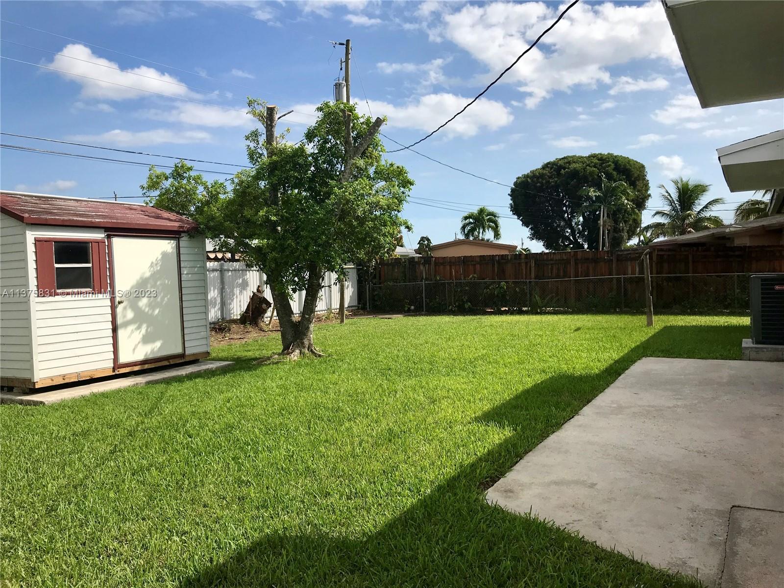6061 SW 110th Ave
