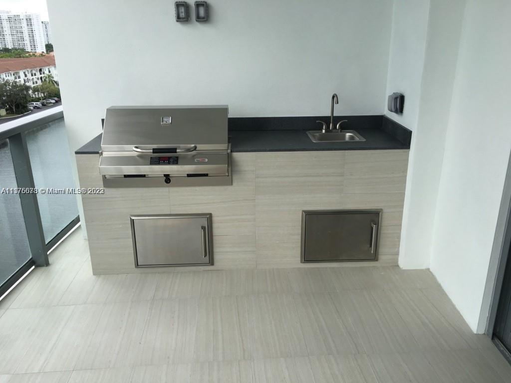 3300 NE 188 ST # 610