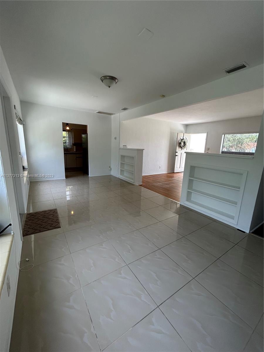5758 SW 27th St Unit: -