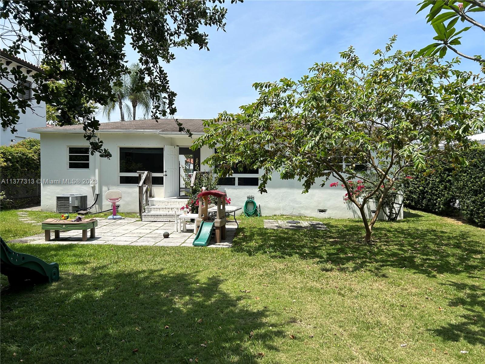 5758 SW 27th St Unit: -