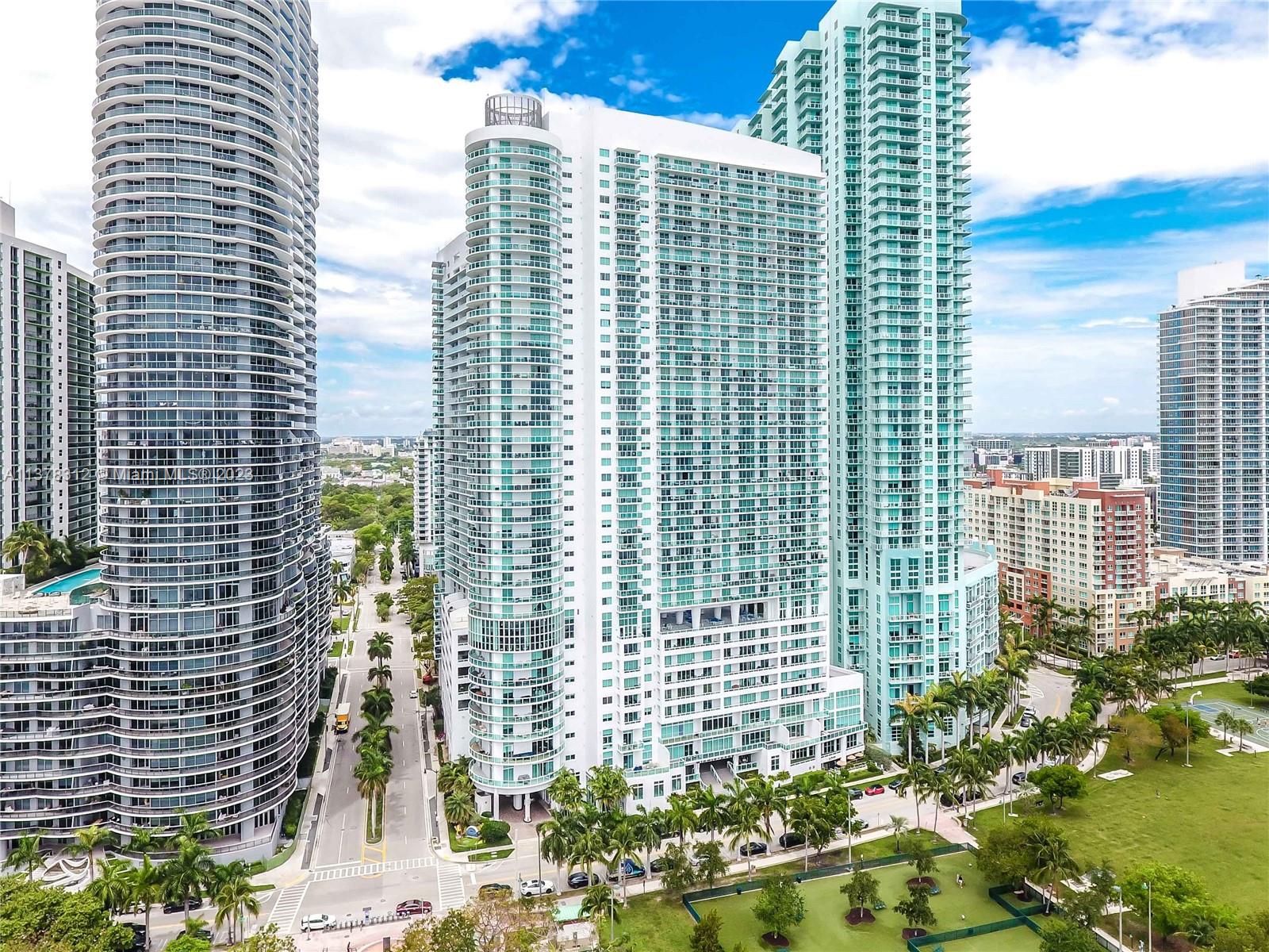 1800 N Bayshore Dr # 1201