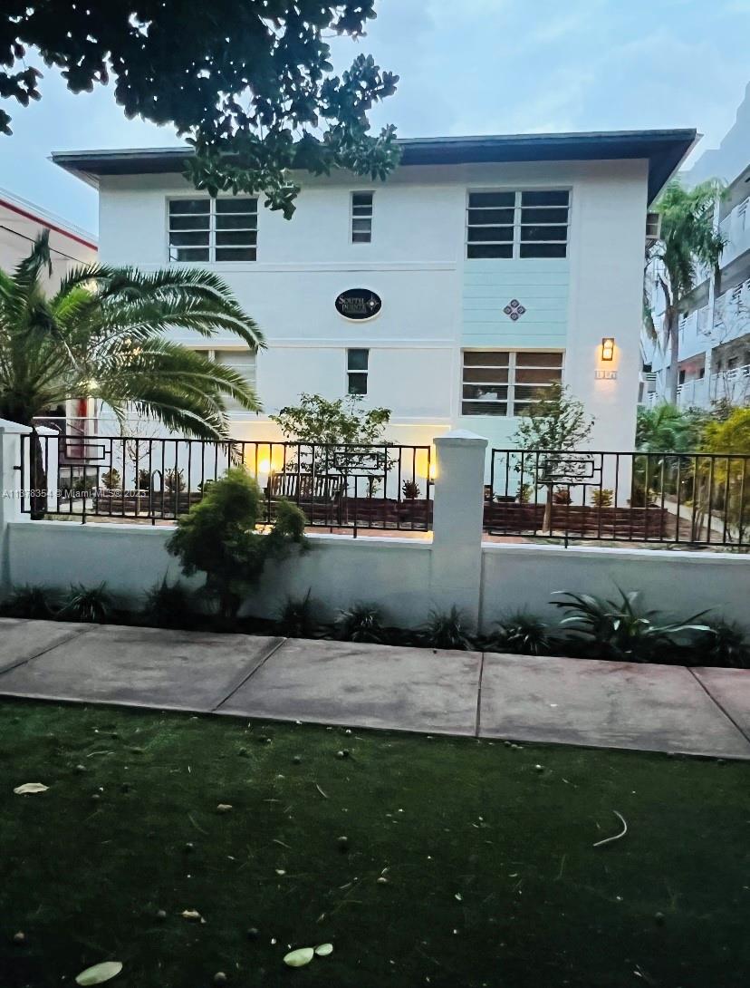 1407 Meridian Ave # 8