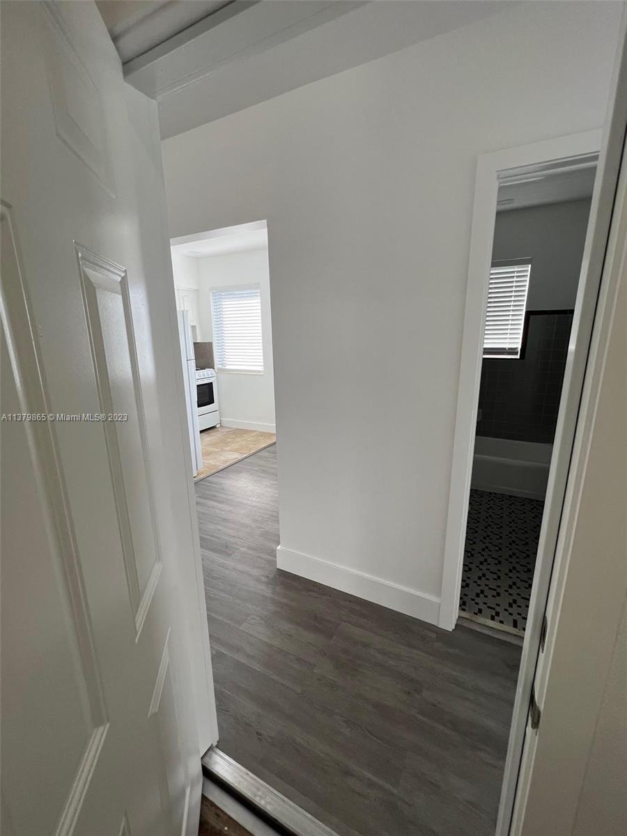 215 Zamora Ave # 8