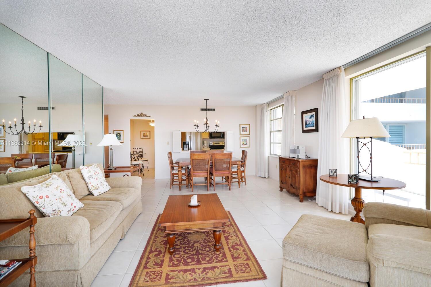 155 Ocean Lane Dr # 1009