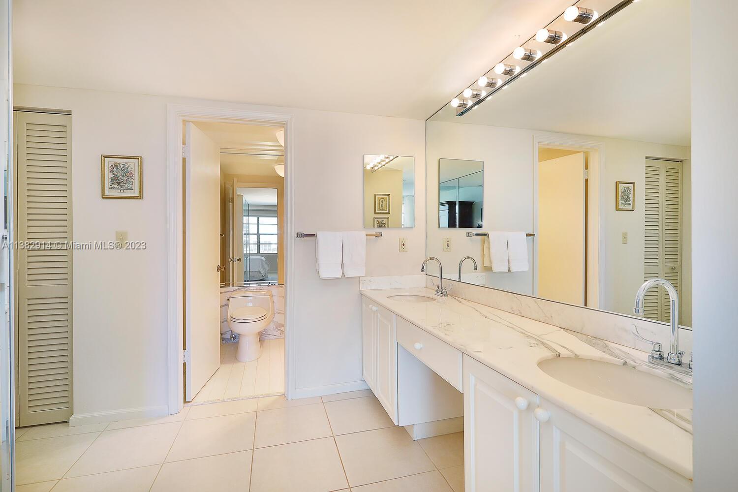 155 Ocean Lane Dr # 1009