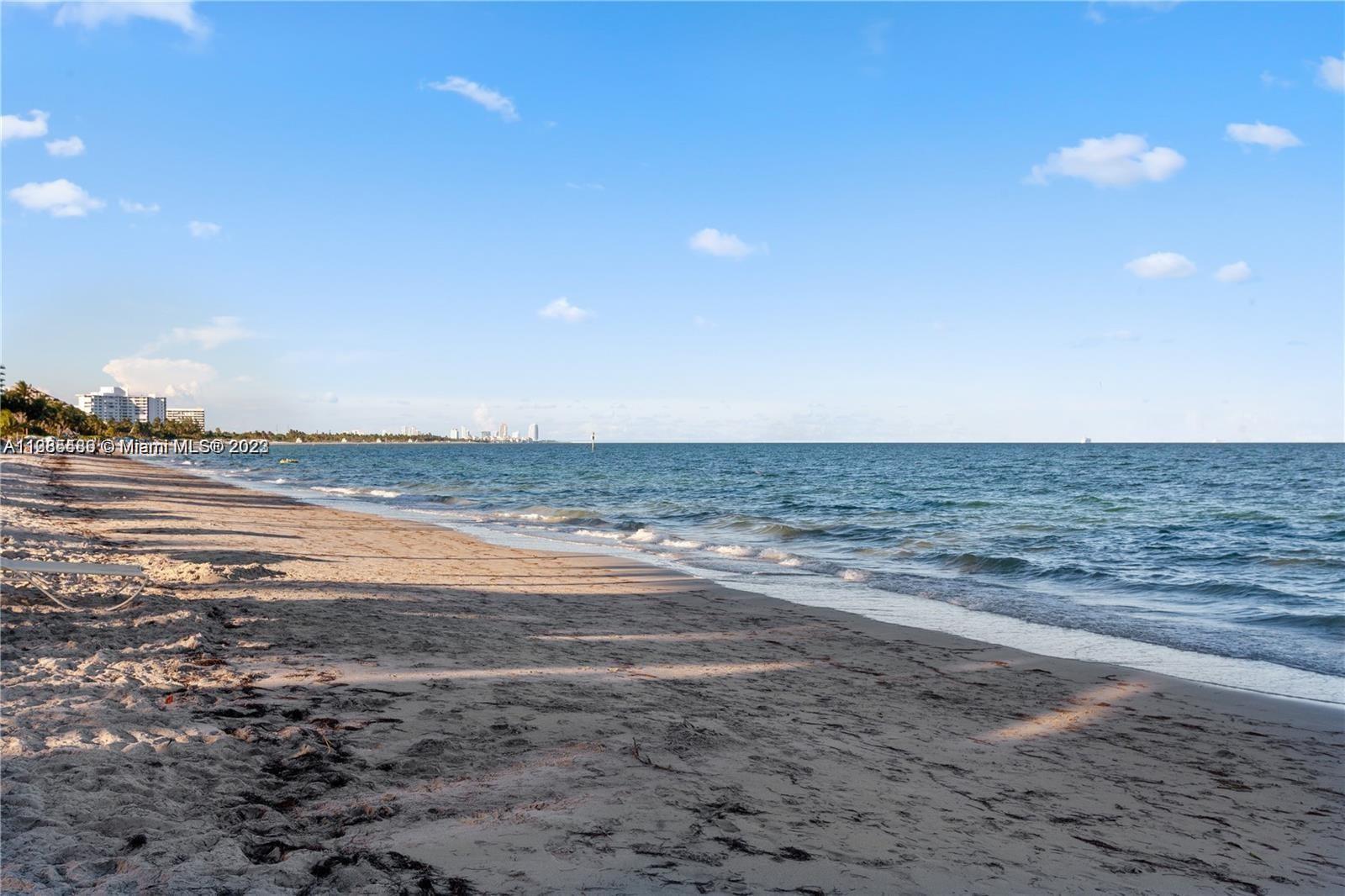 789 Crandon Blvd # 1106