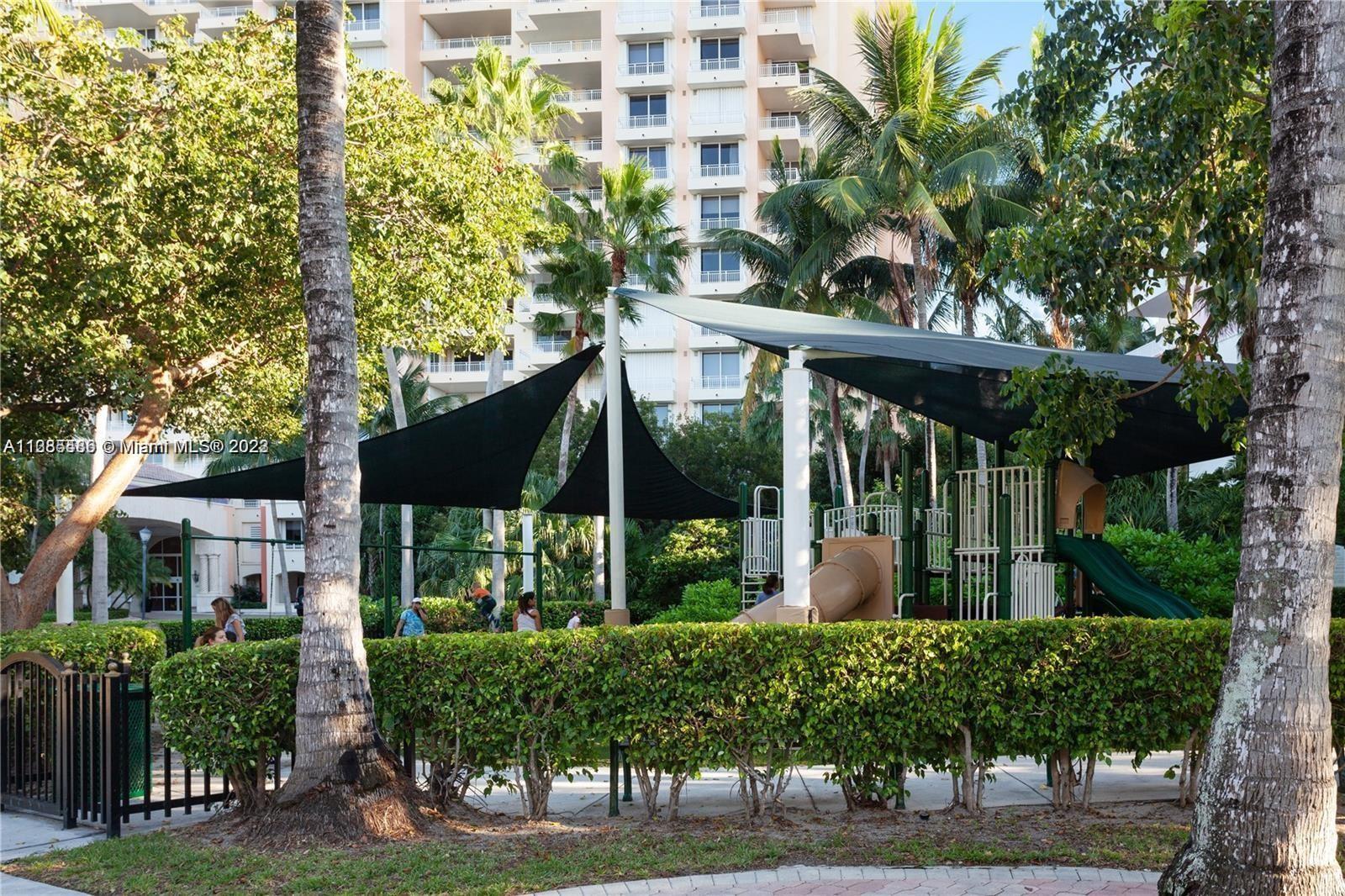 789 Crandon Blvd # 1106