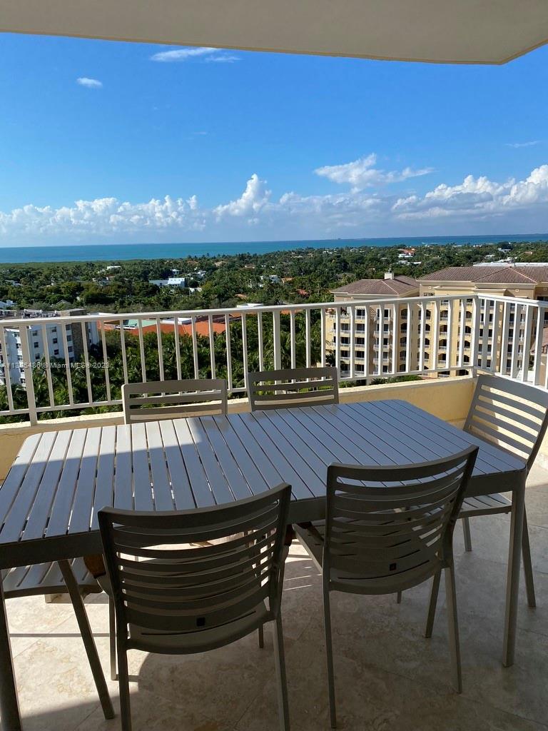 789 Crandon Blvd # 1106