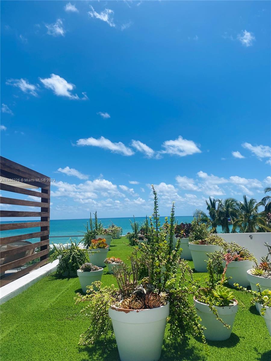 2301 Collins Ave # 1630