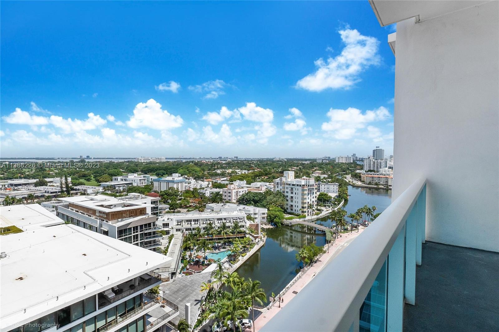 2301 Collins Ave # 1630