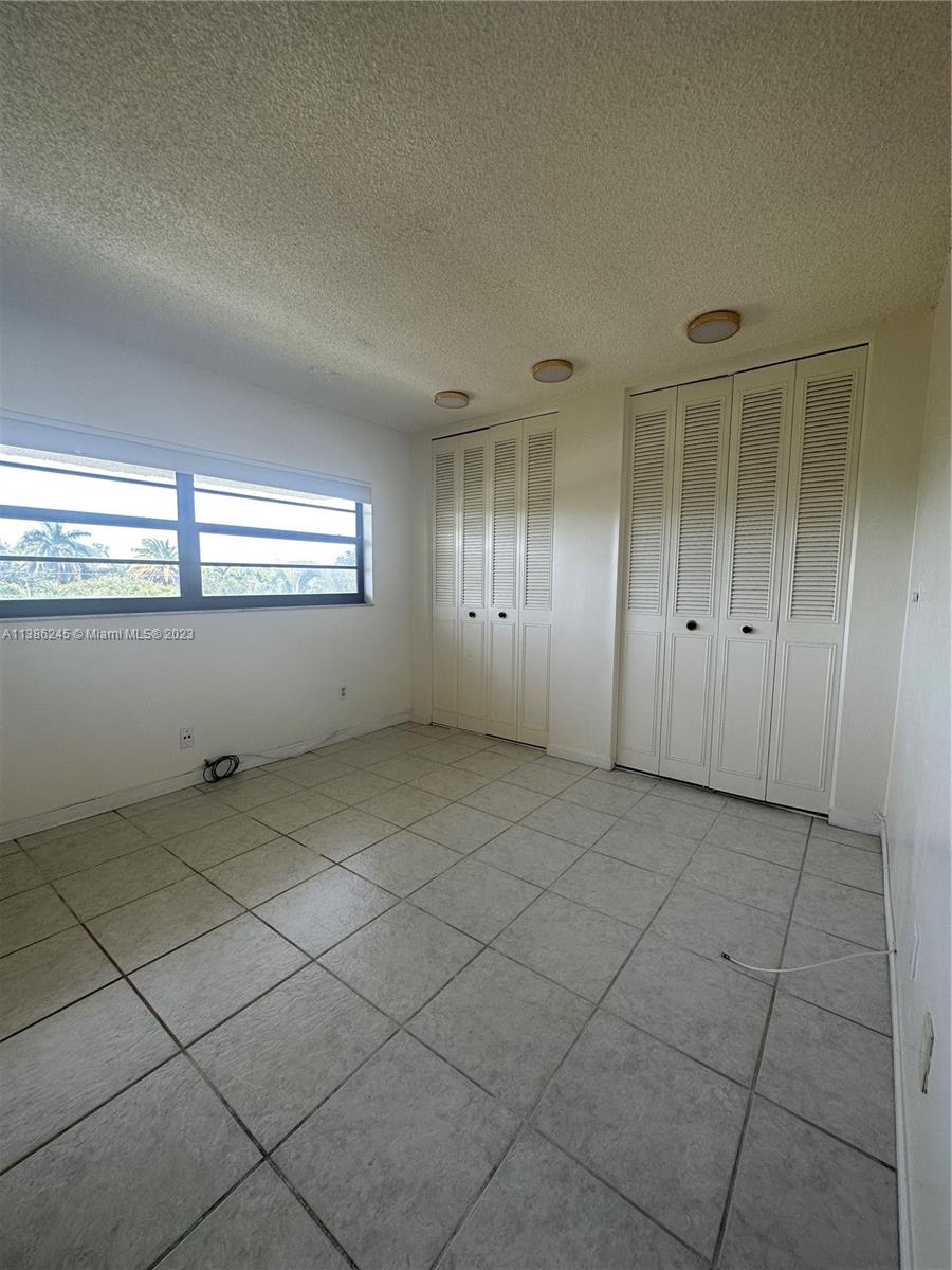 525 Coral Way # 405