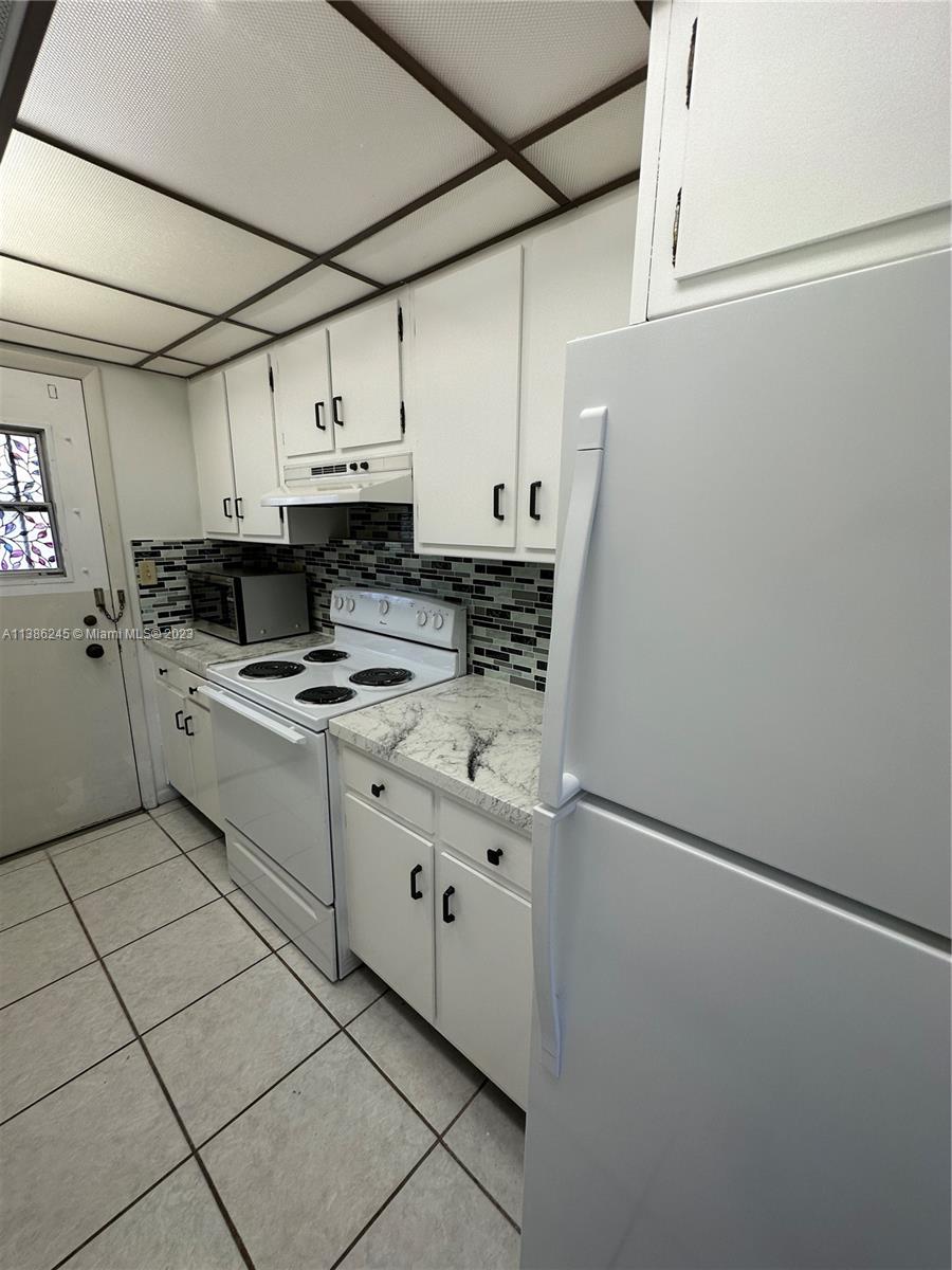 525 Coral Way # 405