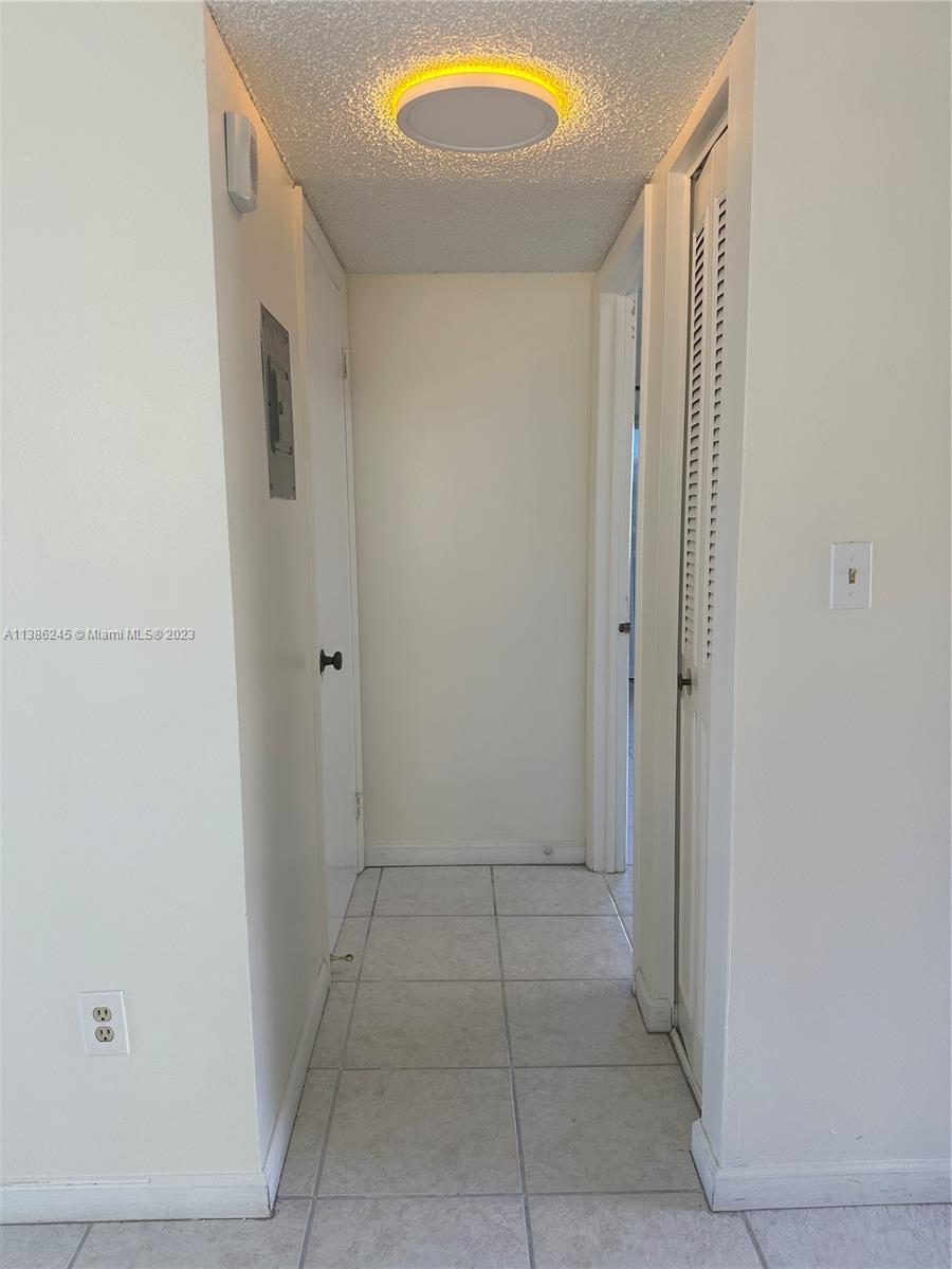 525 Coral Way # 405