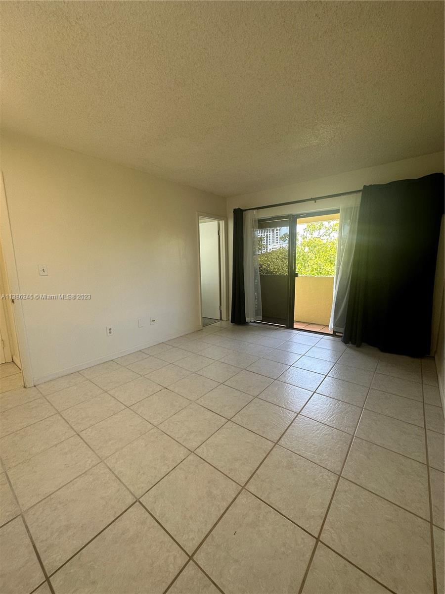 525 Coral Way # 405