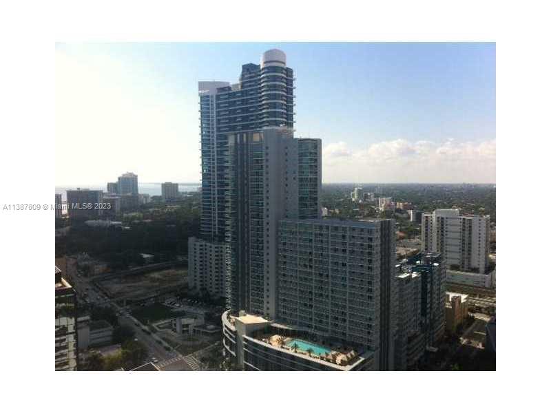 1060 BRICKELL AV # 1009