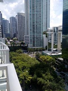 1060 BRICKELL AV # 1009