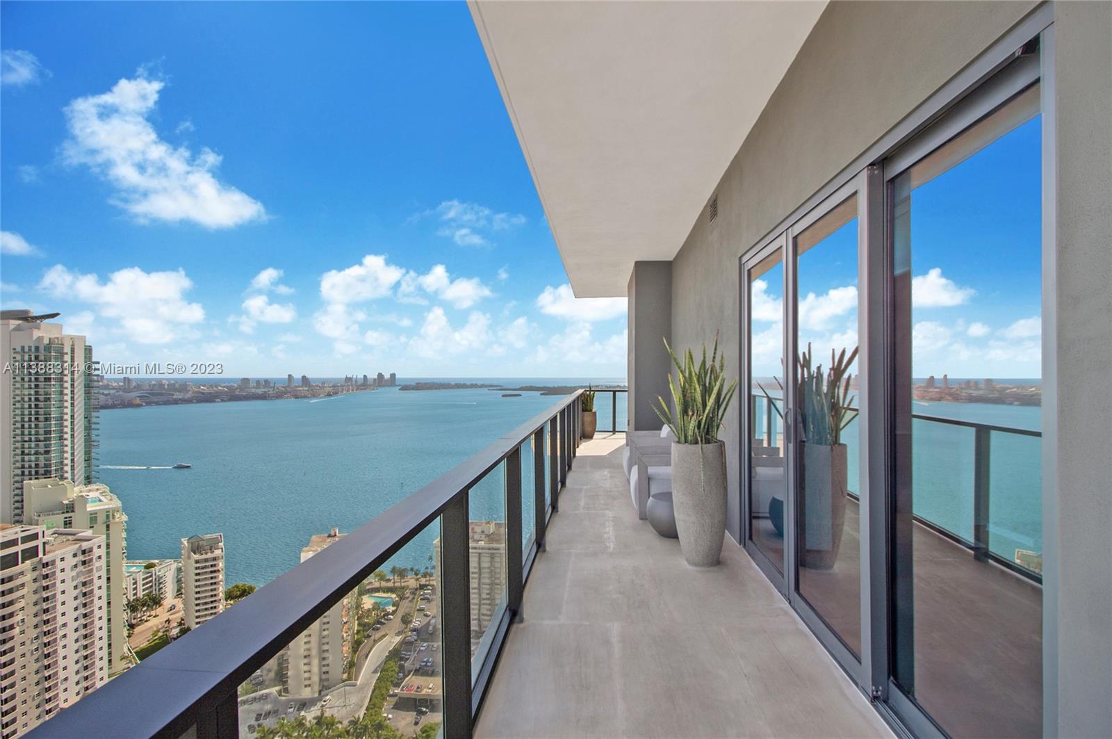 1451 Brickell Ave # 4301