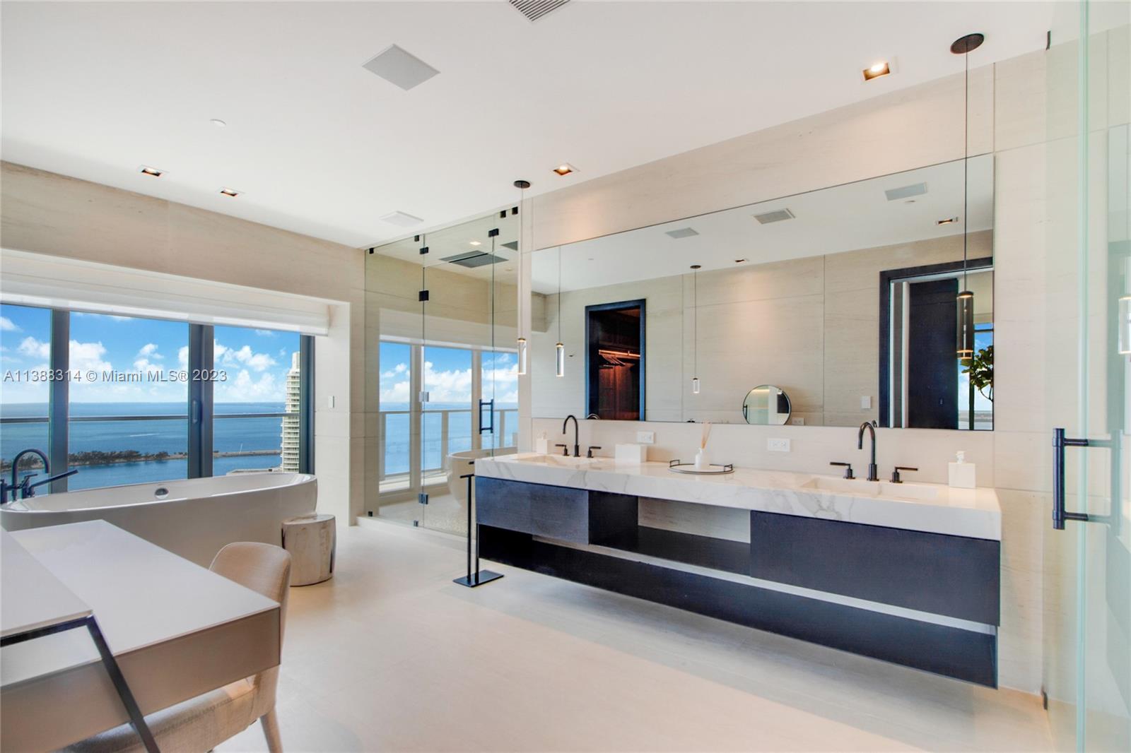 1451 Brickell Ave # 4301
