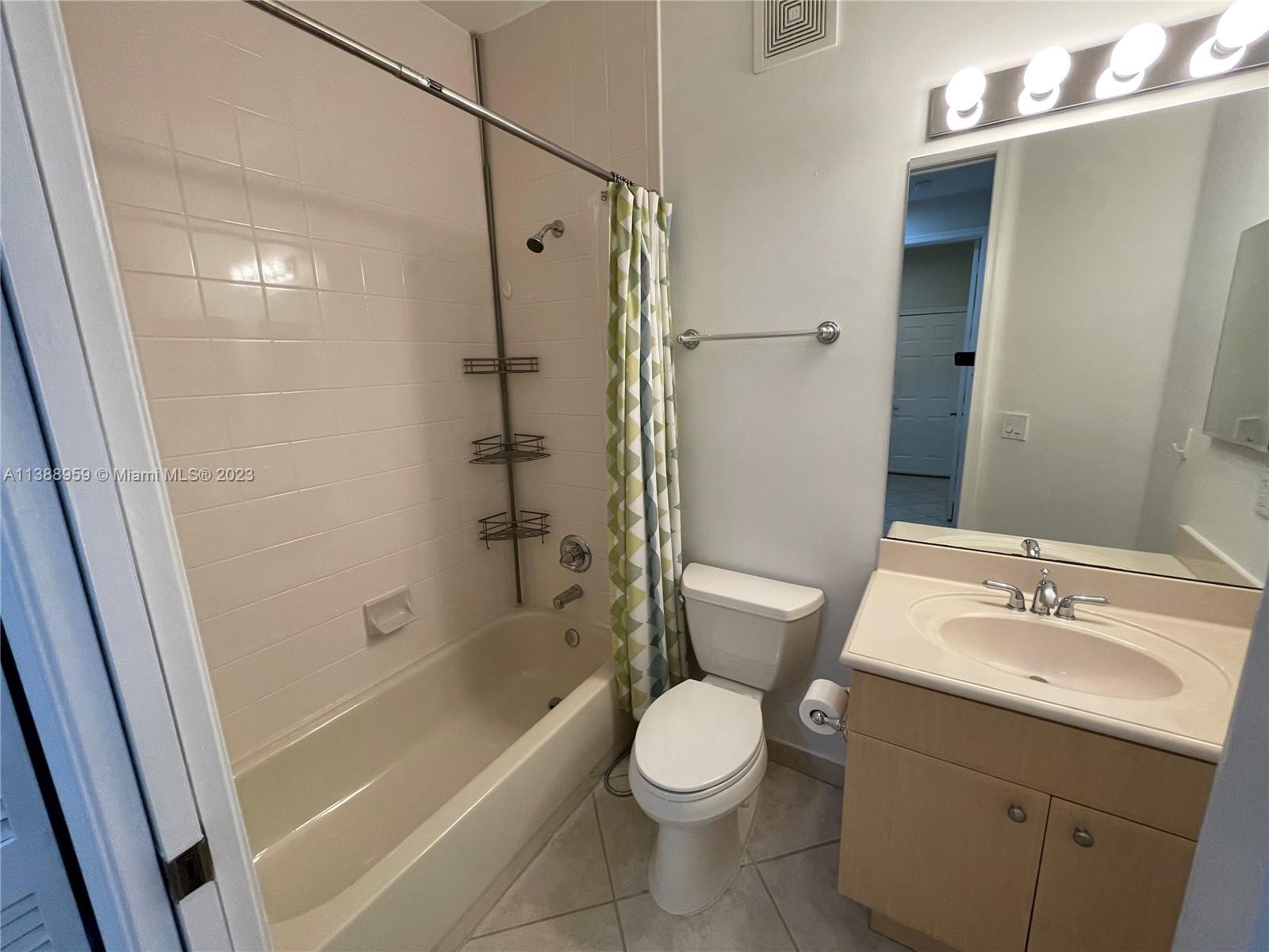 2789 Kinsington Cir # 2 Unit: 10-2