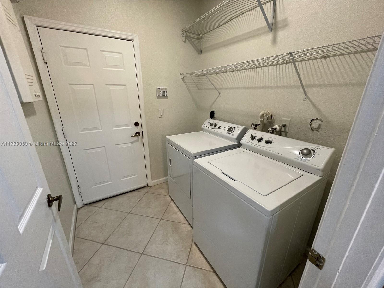 2789 Kinsington Cir # 2 Unit: 10-2