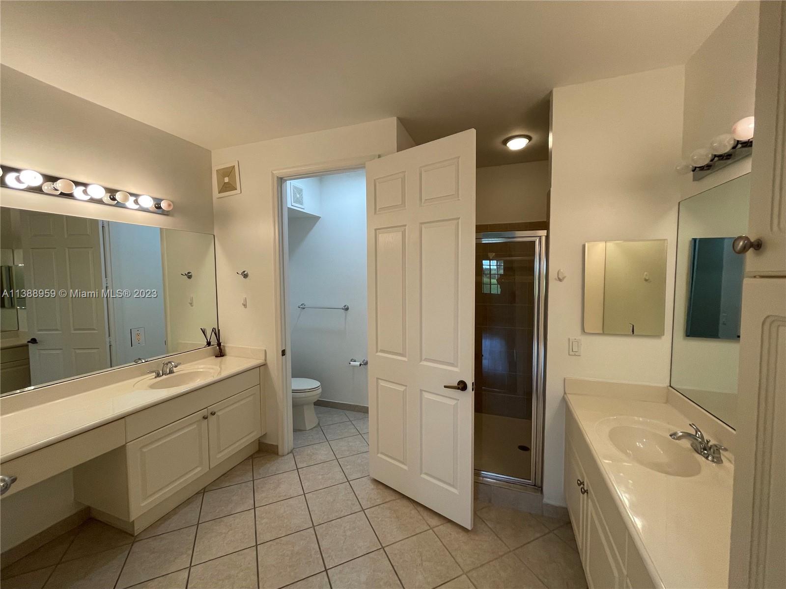 2789 Kinsington Cir # 2 Unit: 10-2