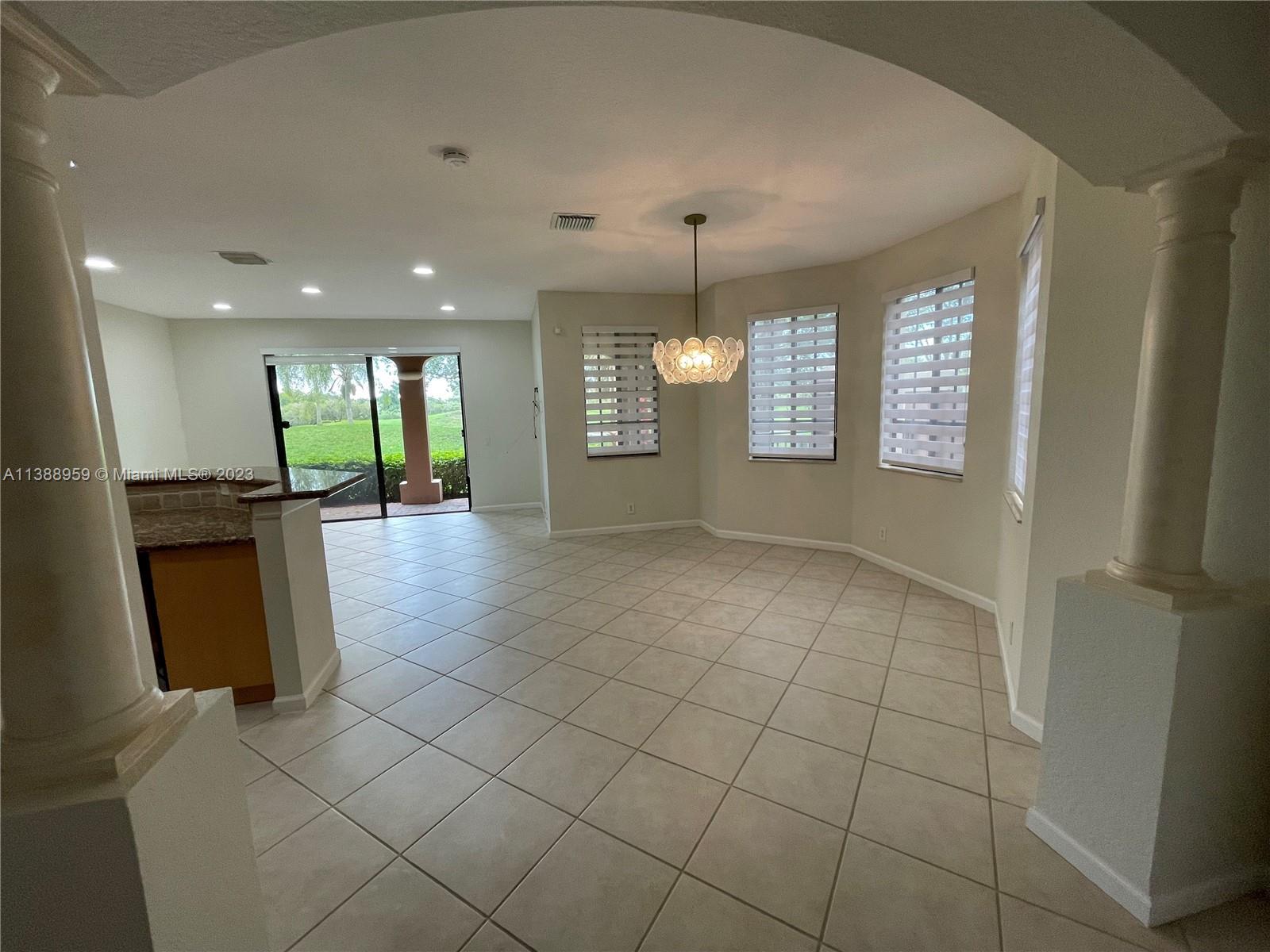 2789 Kinsington Cir # 2 Unit: 10-2