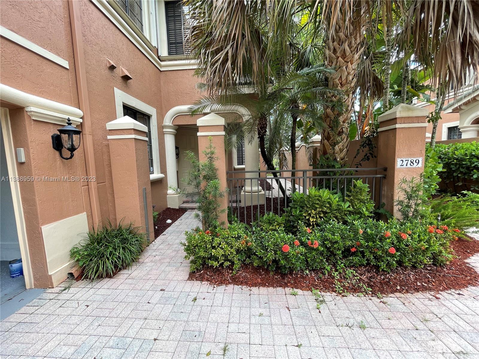 2789 Kinsington Cir # 2 Unit: 10-2