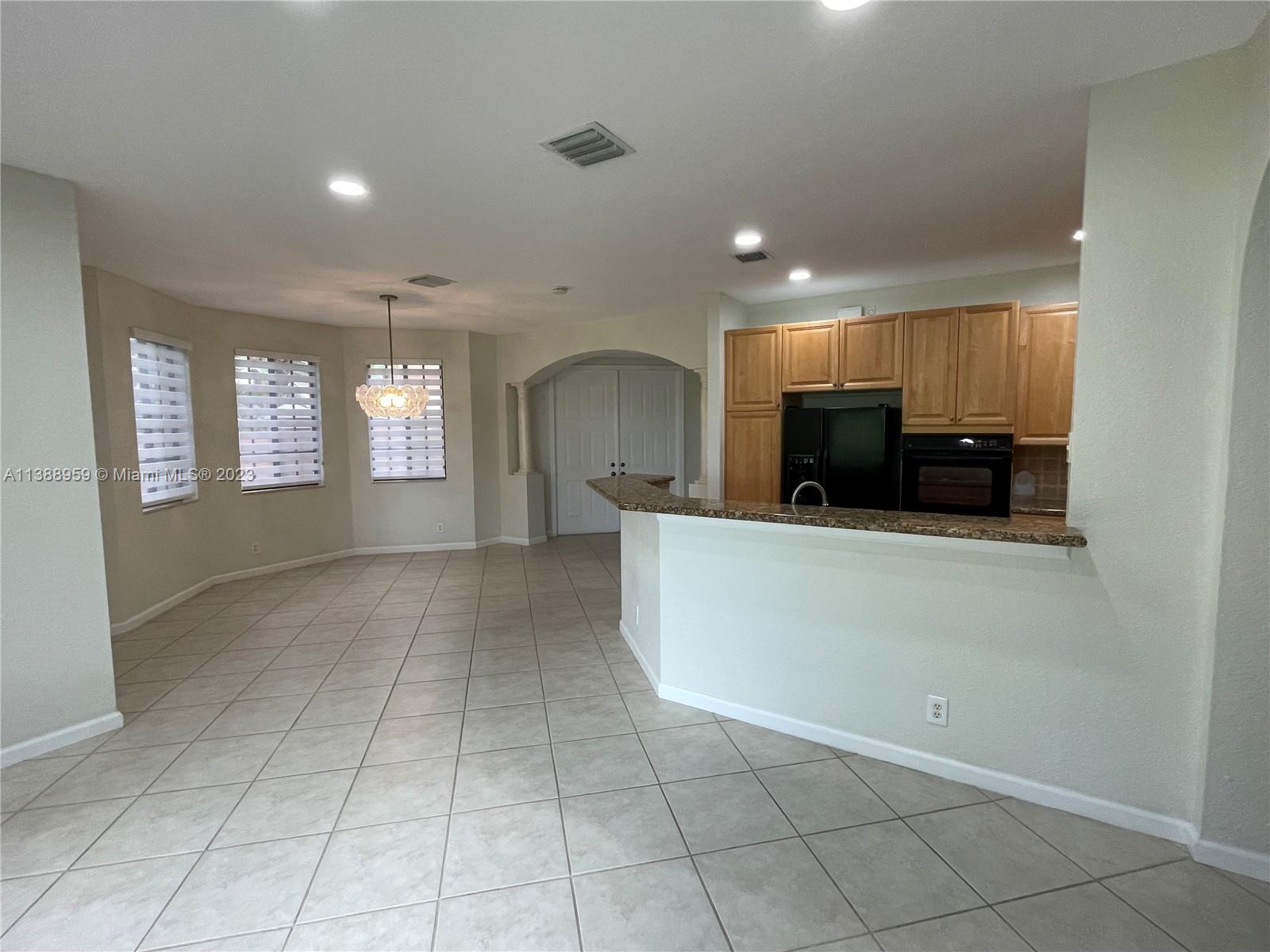 2789 Kinsington Cir # 2 Unit: 10-2
