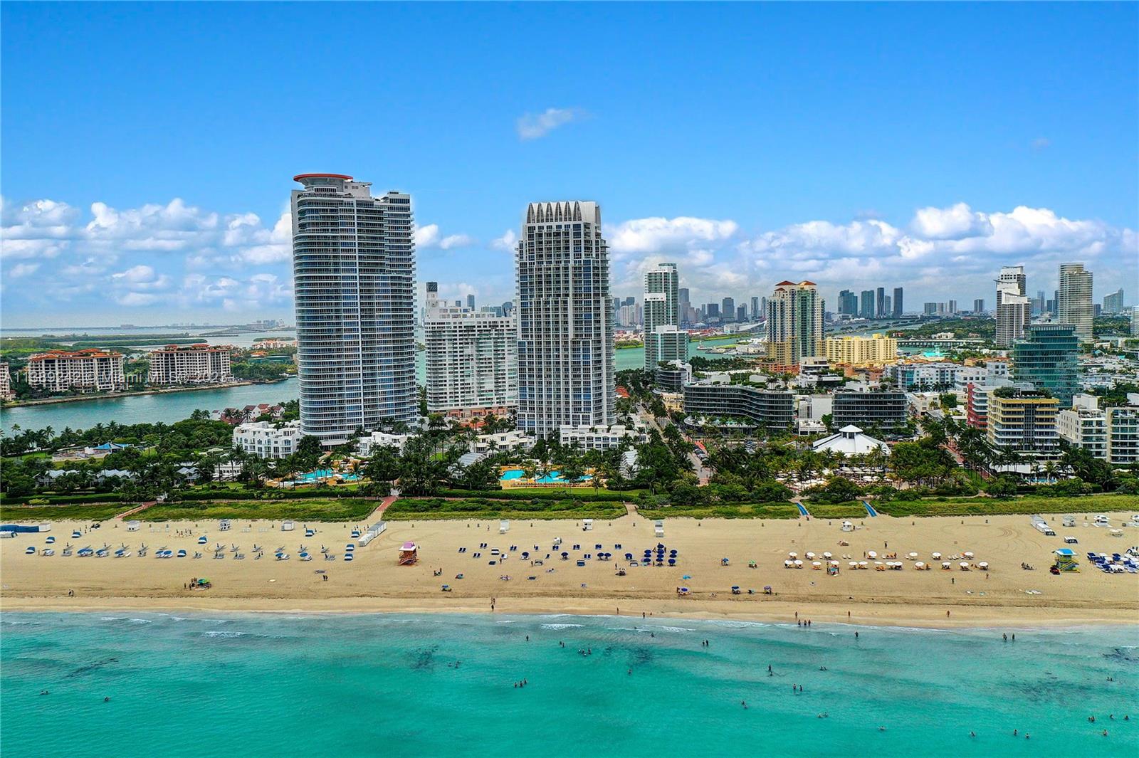 50 S Pointe Dr Unit: TWN4